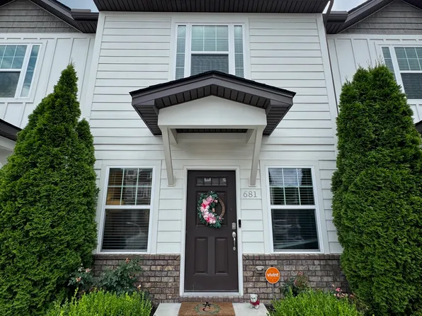 681 Bristol Creek Dr, Nashville, TN 37221