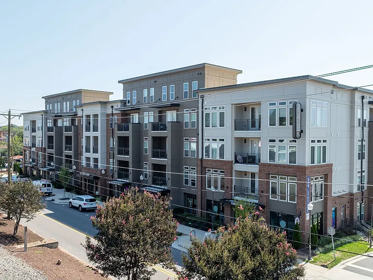 StationTwo22 Apartments — Photo 24