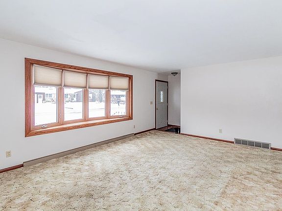 3rd image of 3514 W 1st Ave