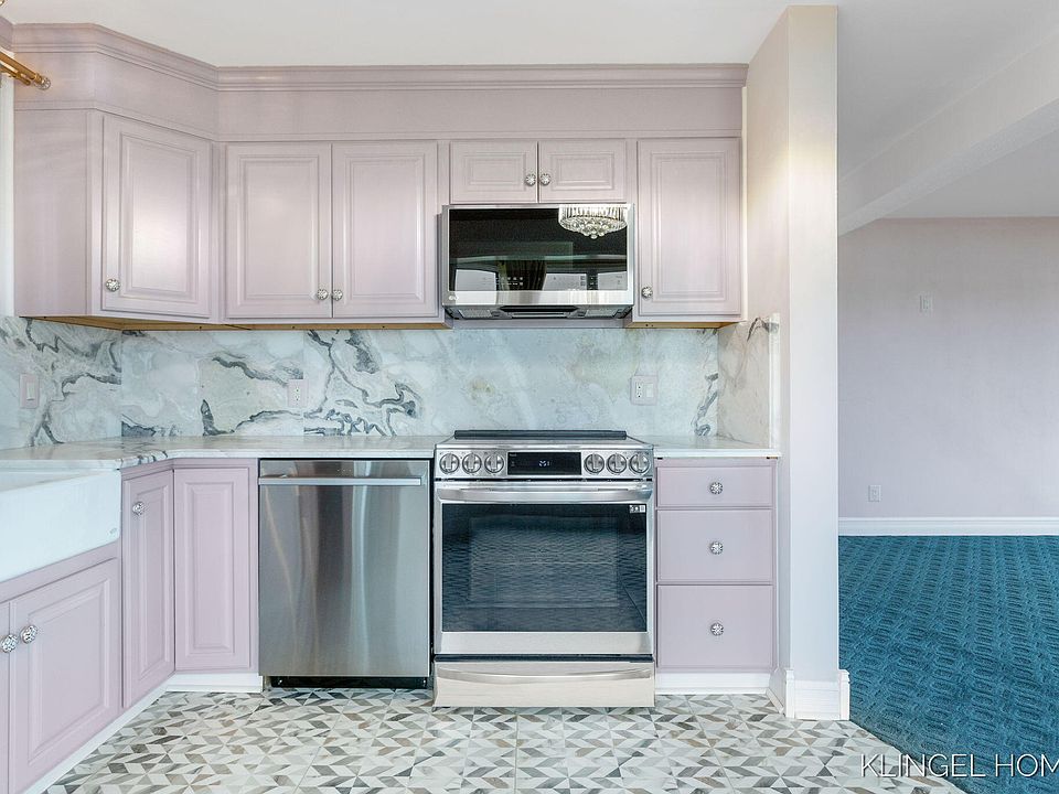 553 Gidley Cir Grand Haven MI Zillow