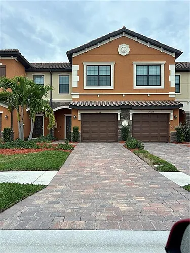 20314 Lagente Cir Photo 1
