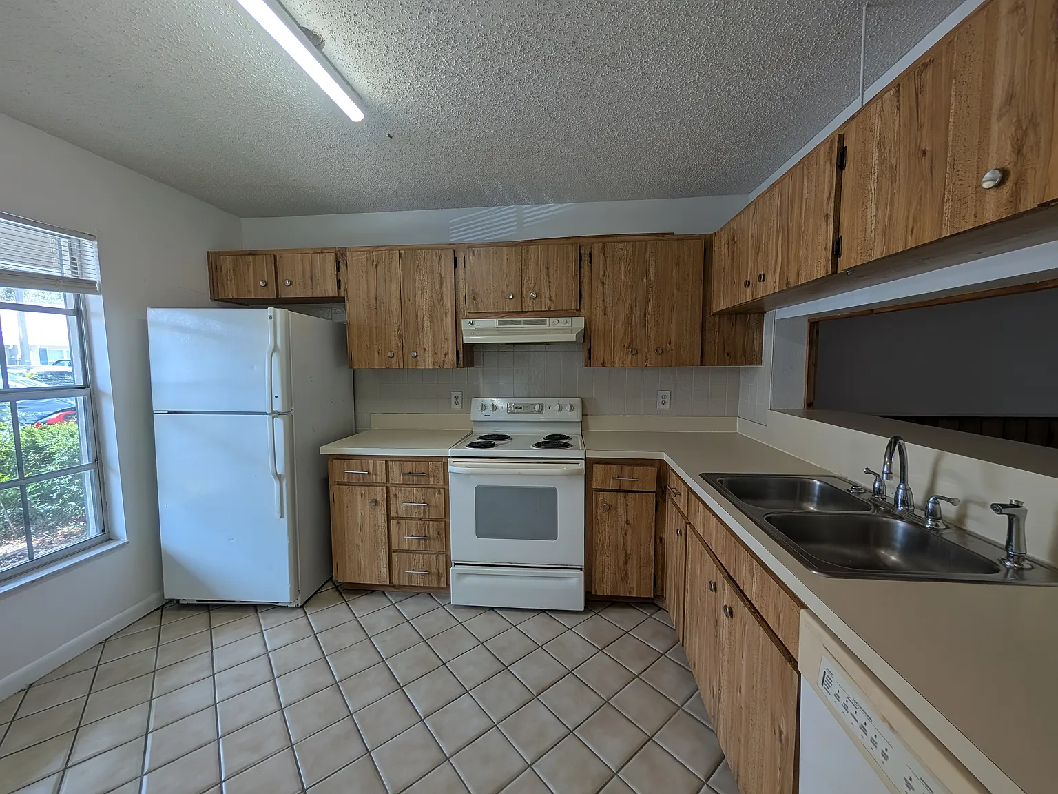 2/2 Villa in Safety Harbor — Photo 3