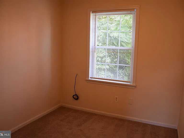 2057 38th St SE #301 — Photo 23