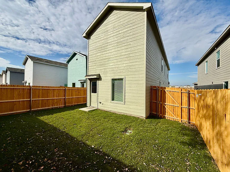 717 Sandhill Crane Ln — Photo 34