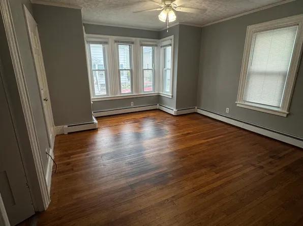 285 Cedar St #1, New Bedford, MA 02740