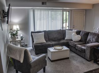 Morris Square, Mount Morris, MI 48458