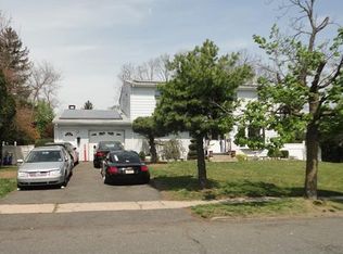 22 Flagler St, East Brunswick, NJ 08816