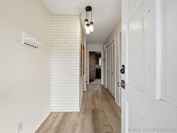 4th image of 5358 E 22nd Pl