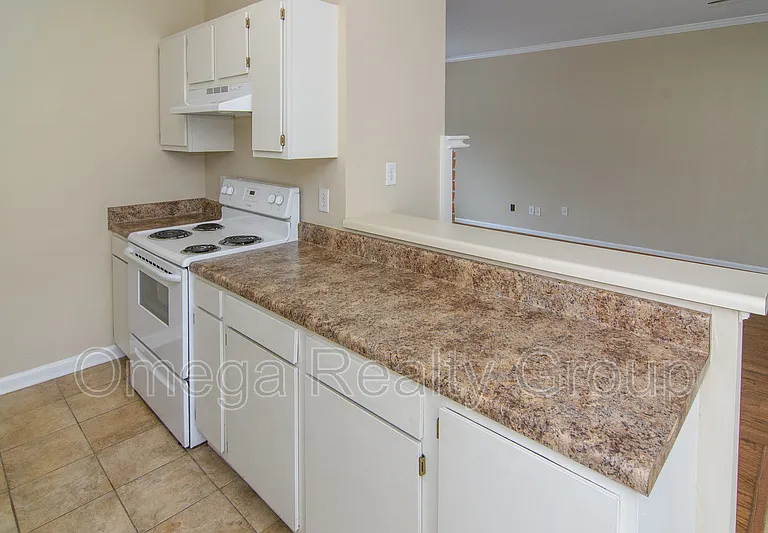 1101 Hillsboro Ln — Photo 11