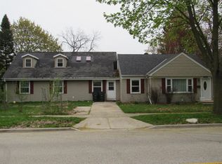 655 S 7th Ave, West Bend, WI 53095