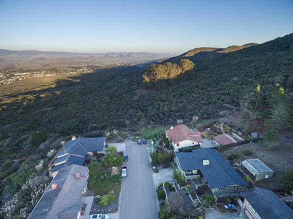 2nd image of 2885 Rodman Dr