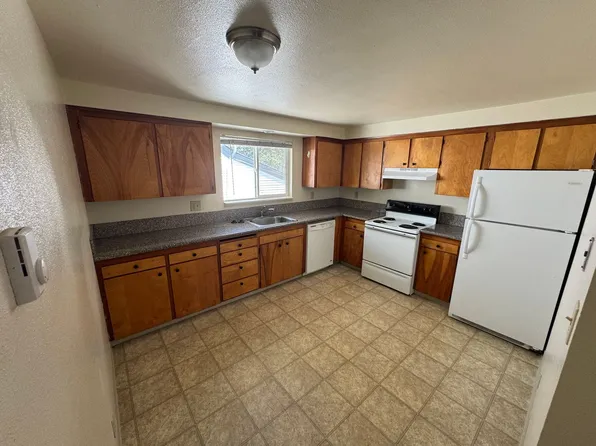 468A - 824 SW Grove Street, 824 SW Grove St APT 6, Corvallis, OR 97333