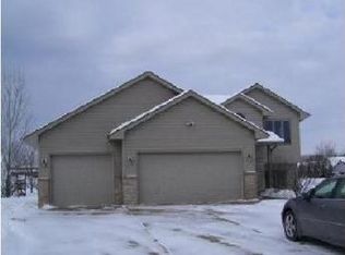 29614 Nathan Ave, Lindstrom, MN 55045