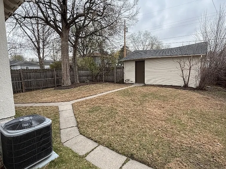 1157 Charles Ave #1 — Photo 15