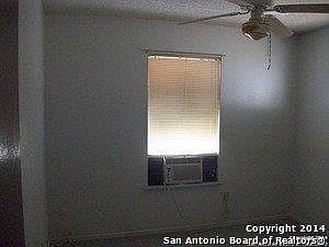 5th image of 9626 S Presa St
