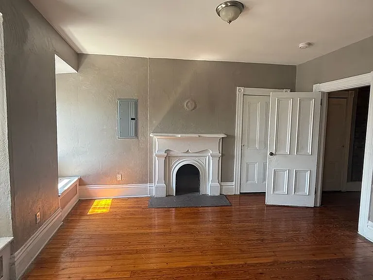 1608 Lowrie Street — Photo 7