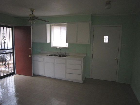3rd image of 2821 Montague Ave