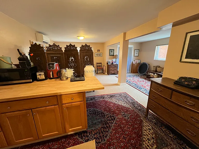 1390 Claremont Dr — Photo 3