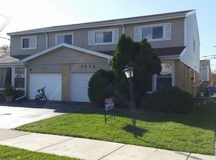 9346 N Hamlin Ave, Des Plaines, IL 60016