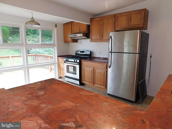 5th image of 613 Twinbrook Pkwy