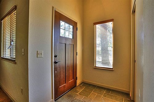 Pacific Grove Real
        Estate