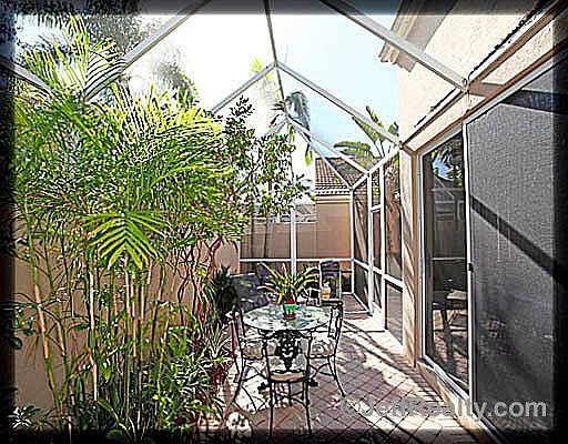 2nd image of 51 Via Del Corso Palm