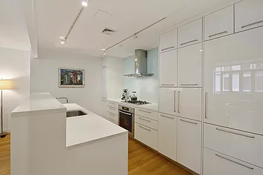 Rented by Nest Seekers International