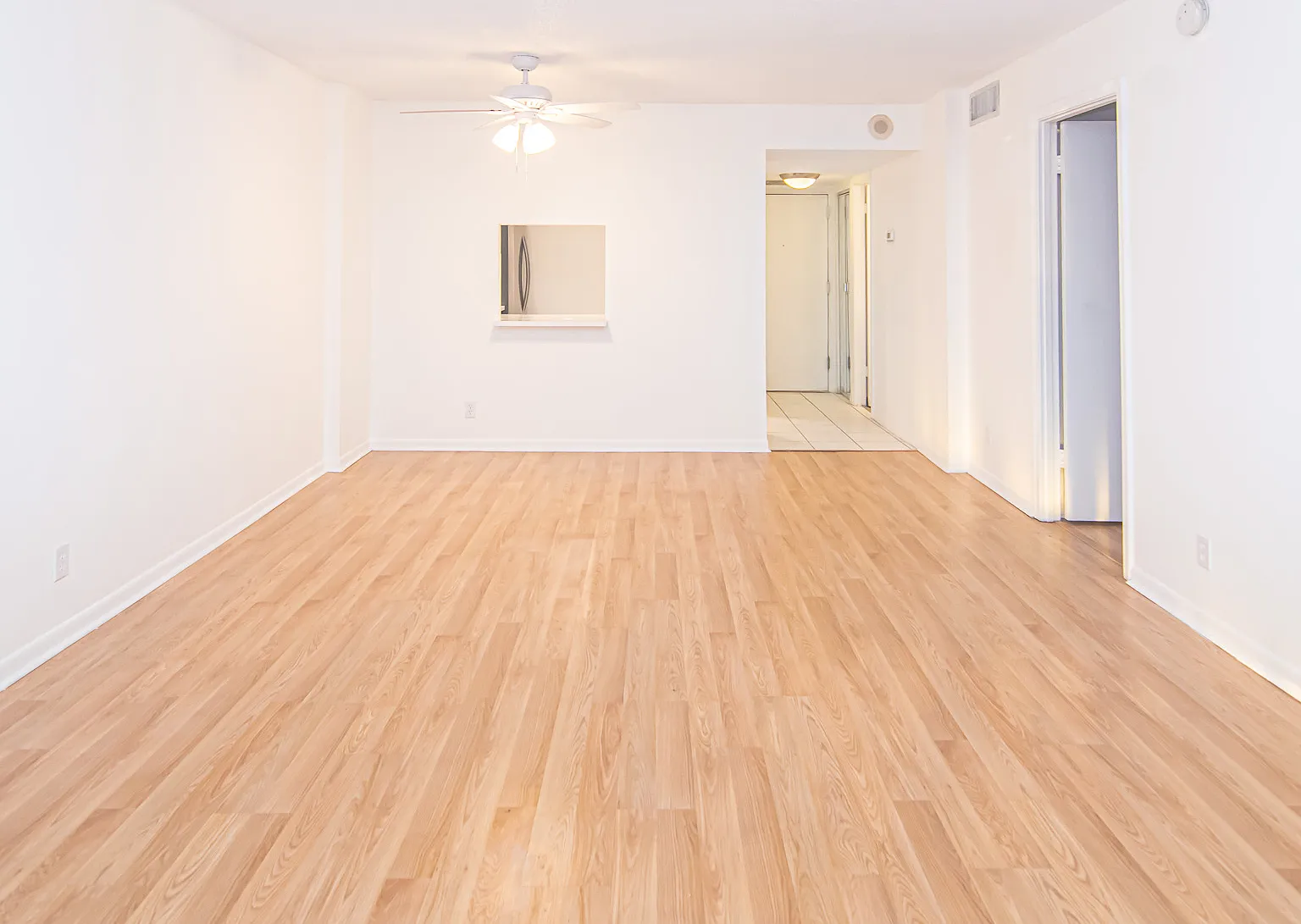 1 bed, 1.5 bath, 790 sqft, $1,950 — Photo 4
