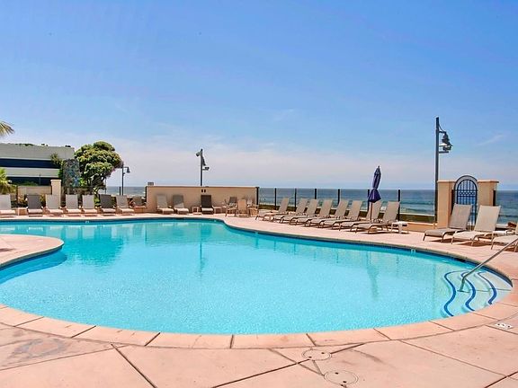 2nd image of 1780 Avenida Del Mundo Unit 1208