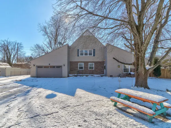 8499 Chestnut Dr, Newburgh, IN 47630