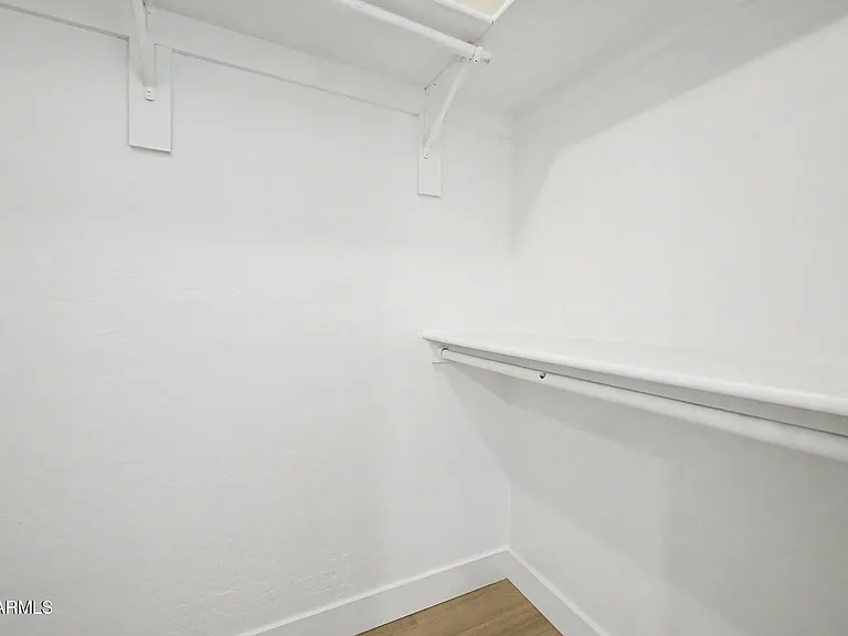 3613 S Kenneth Pl — Photo 15