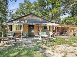 28022 Private Road 1221, Golden, MO 65658