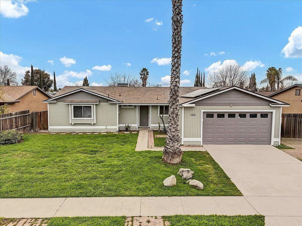 1523 Bluejay Court photo 1