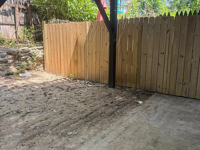 137 E Pleasant St — Photo 15