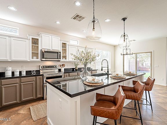 5th image of 38672 N Establo Drive