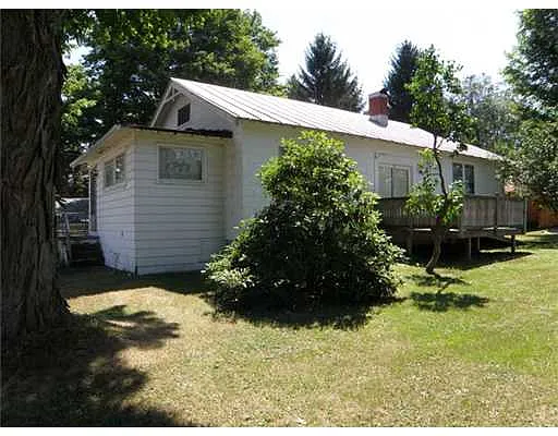 339 Marion St photo 1