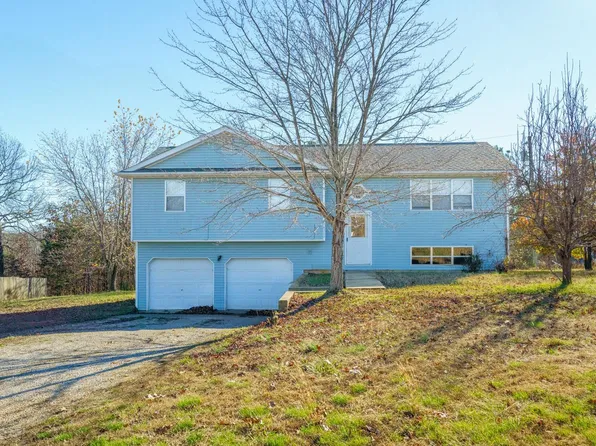 24335 Trolley Ln, Saint Robert, MO 65584