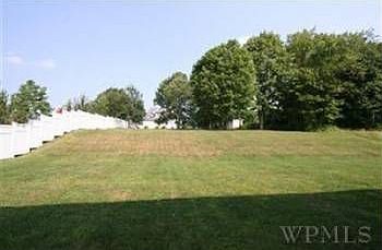 2nd image of 9 Harris Ct