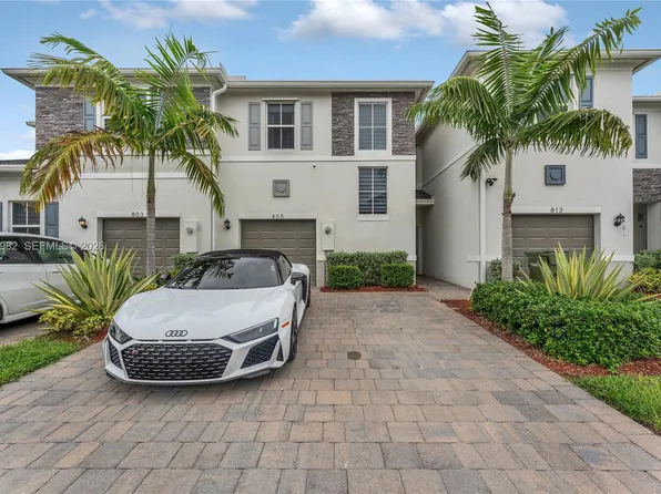 805 SE 18th St, Homestead, FL 33034