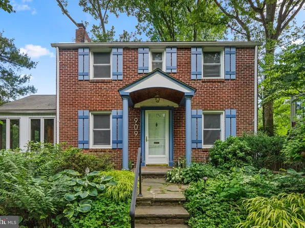 909 Larch Ave, Takoma Park, MD 20912