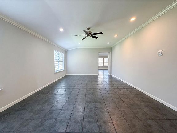 3rd image of 19822 Rippling Brook Ln