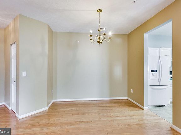 5th image of 2509 Amber Orchard Ct W Unit 102