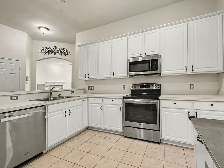 1707 Briarhollow Dr — Photo 13