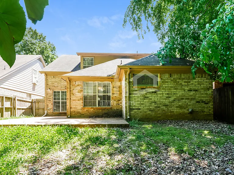 1377 Marhill Cv — Photo 15