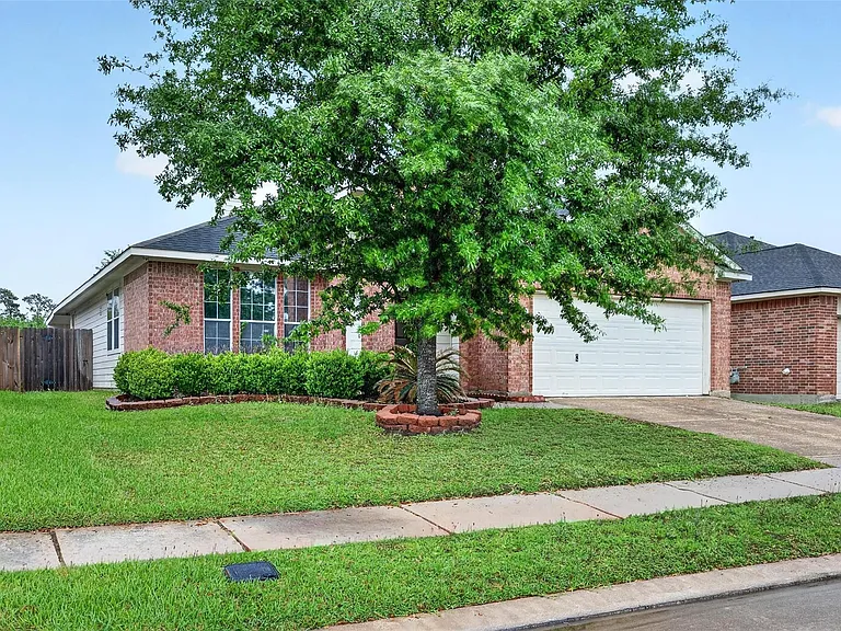11630 Forest Wind Ln — Photo 4