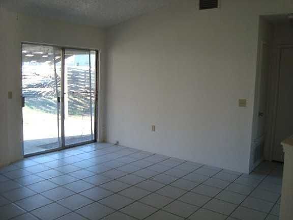 4th image of 9411 Greens Point