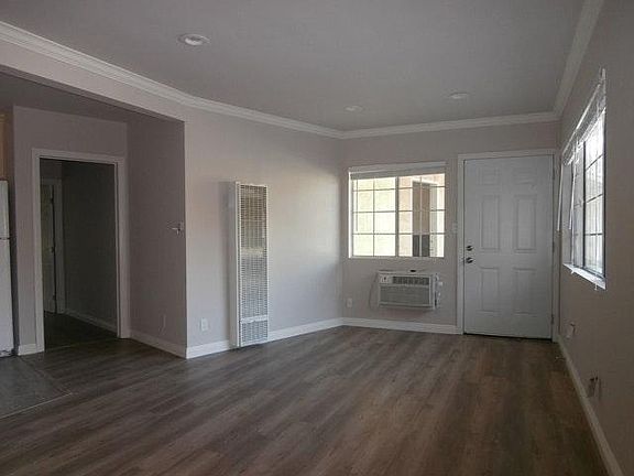 3rd image of 353 W Alameda Ave