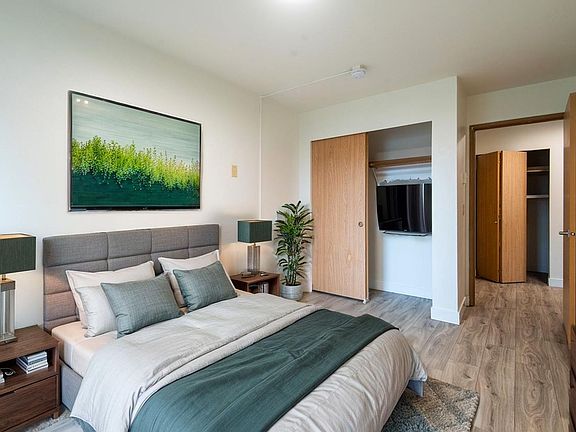 3rd image of 3444 Erickson St #205