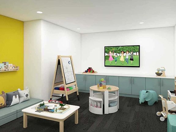 4th image of 631 W Stratford Pl #235
