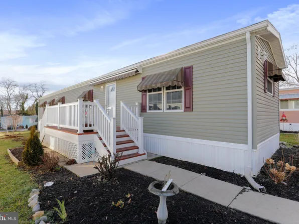 13607 Lois St, Hagerstown, MD 21742